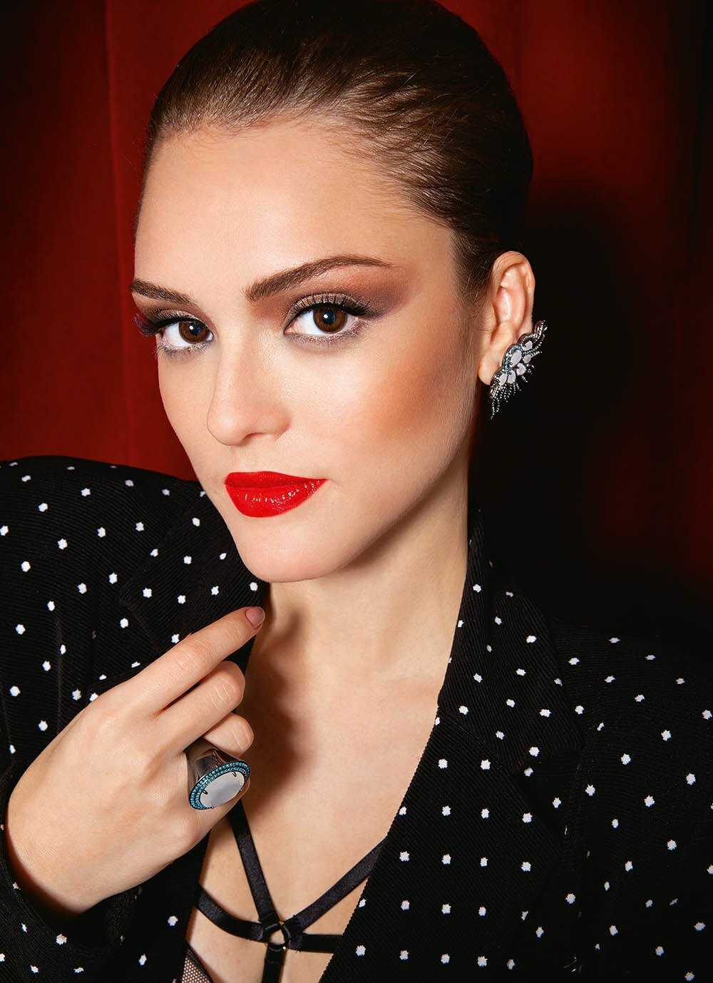 Isabelle drummond