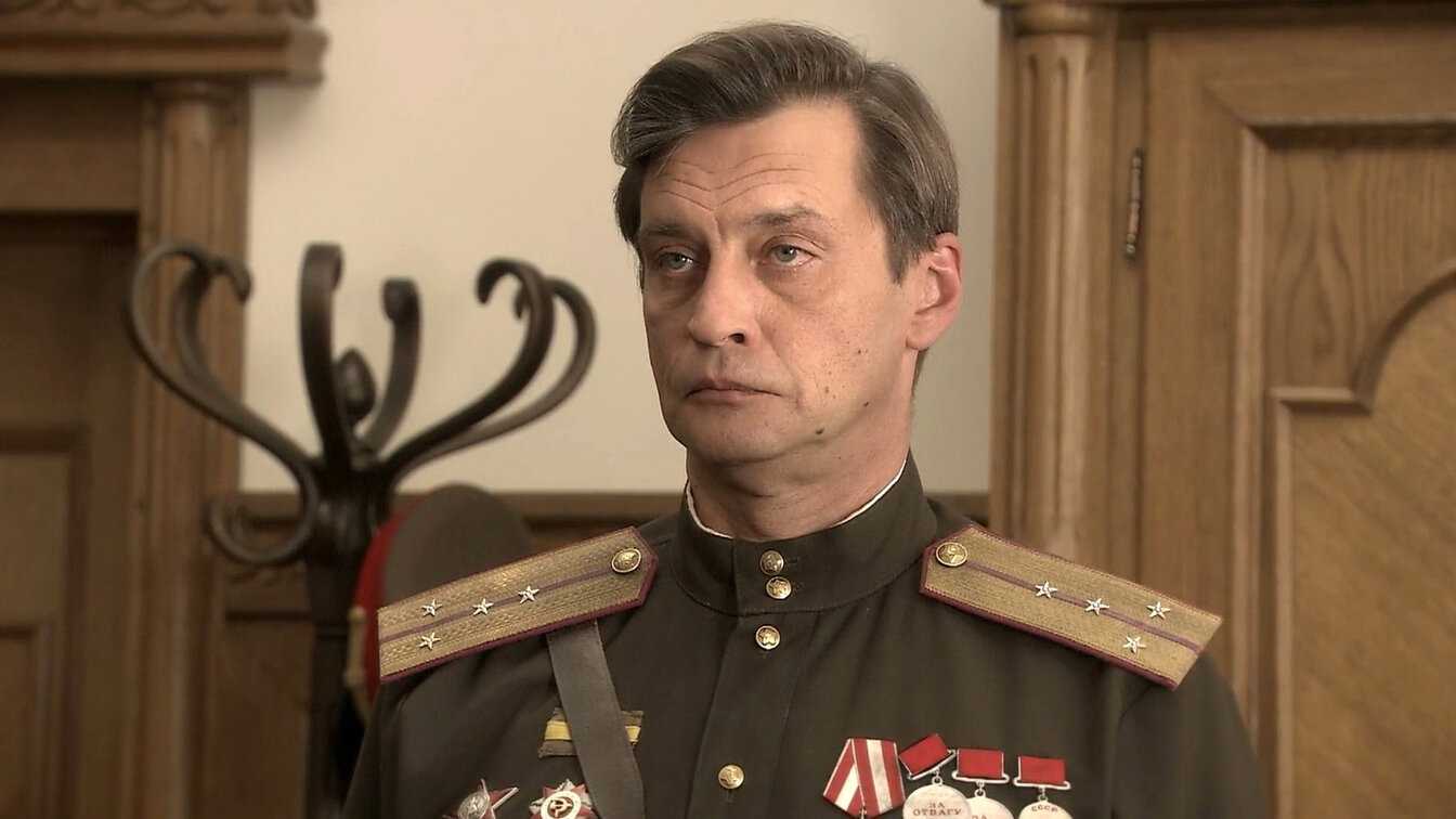 Как снимали фильм «вызов»: где проходили съемки и сколько стоили, кто из актеров летал в космос