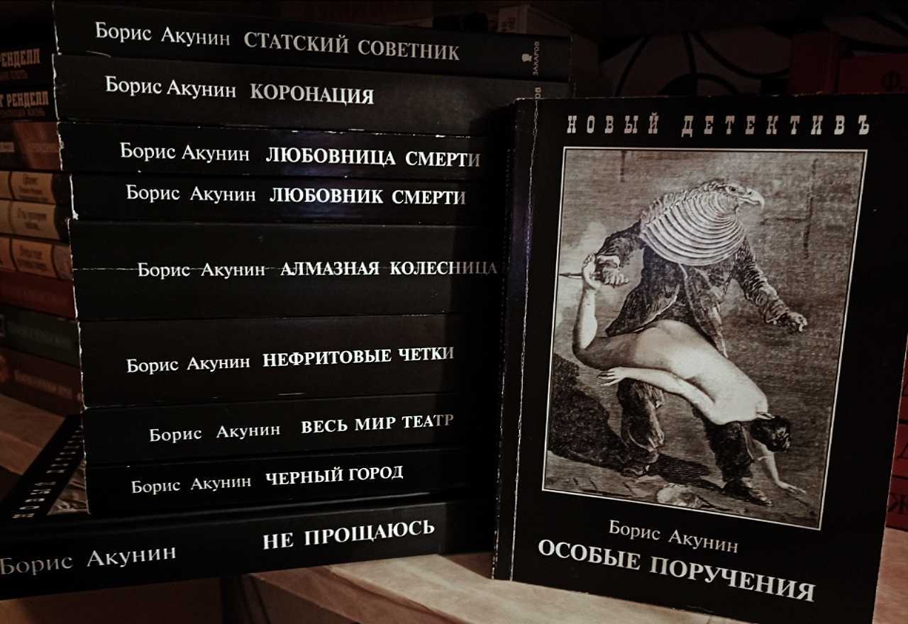 Дата премьеры сериала Алмазная колесница Пусть пока точную дату выхода сериала Алмазная колесница авторы не сообщают, но известно, что кресло режиссера досталось Сергею Урсуляку