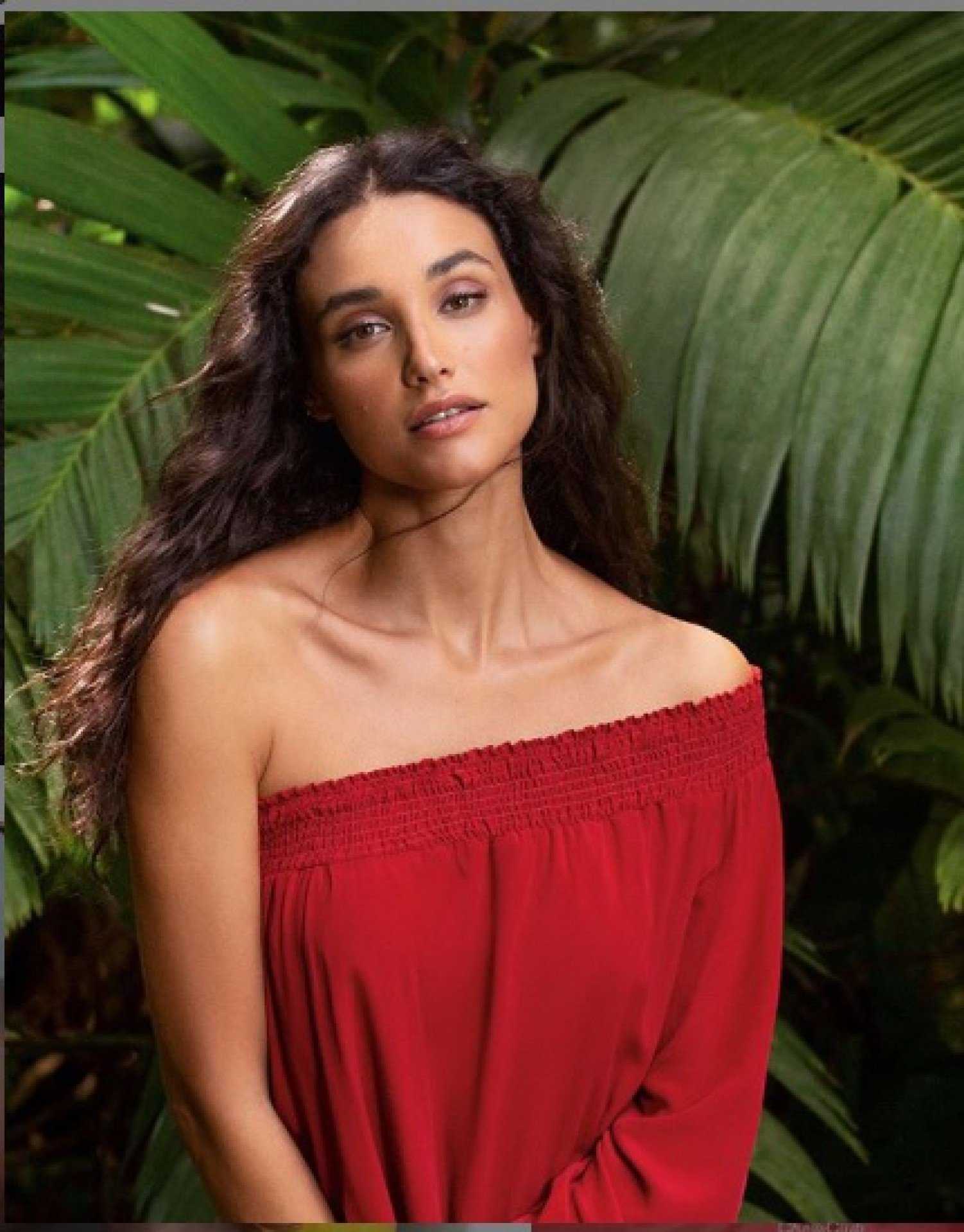 Thalma de freitas height, age, net worth, more