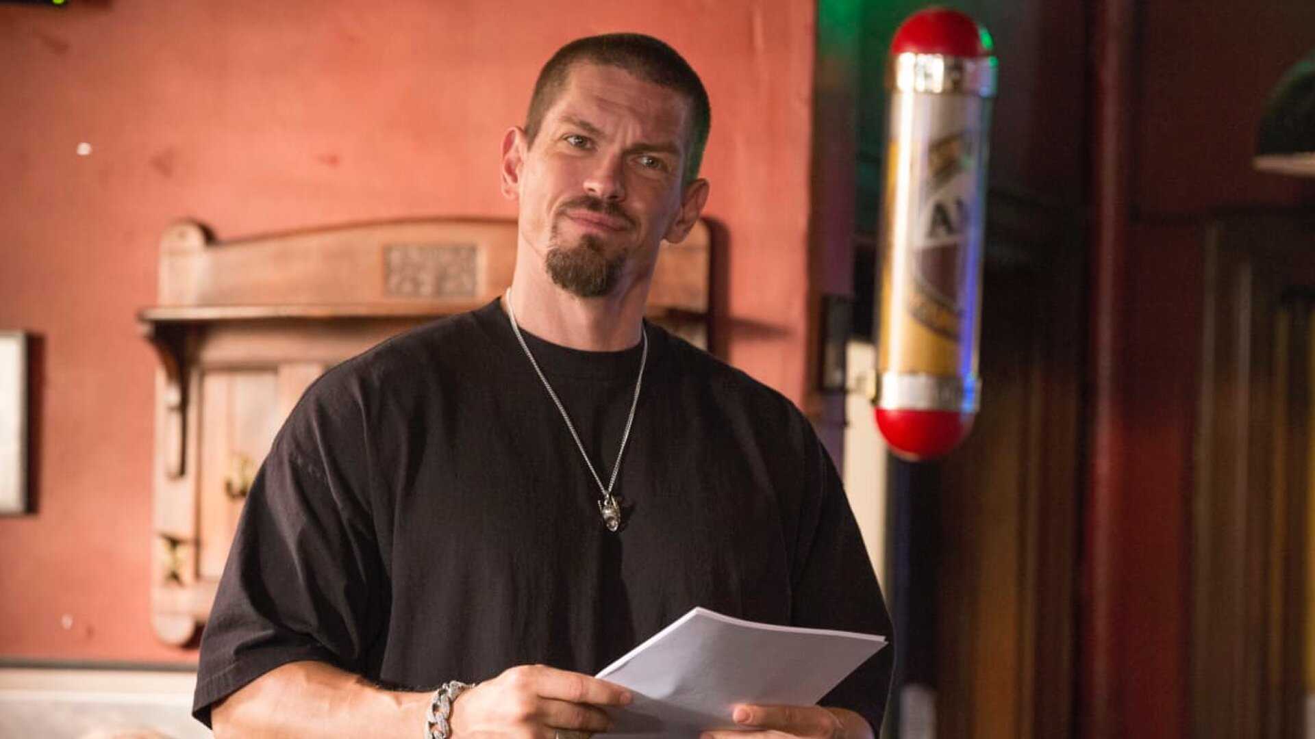 Steve howey - rotten tomatoes